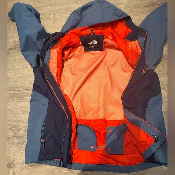 The North Face Mens 3-1 Ski/ Snowboard Shell with Zip In Puffer Jacket - Picture 5 of 13